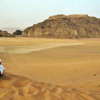 Beduino nel deserto